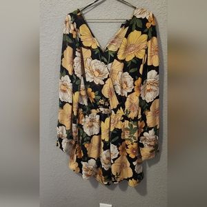 Forever 21 long sleeve romper 2xl flower print